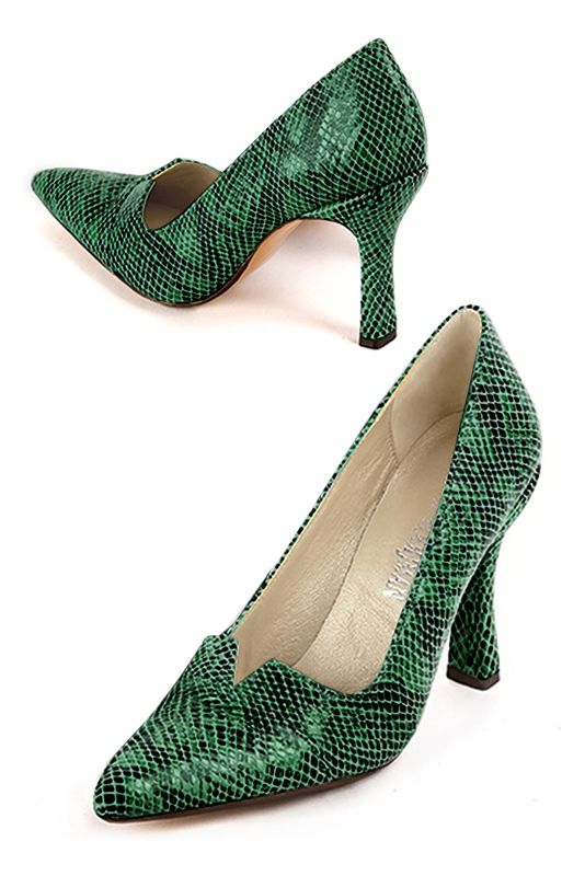 Emerald green women's dress pumps,with a square neckline. Tapered toe. Very high spool heels. Top view - Florence KOOIJMAN